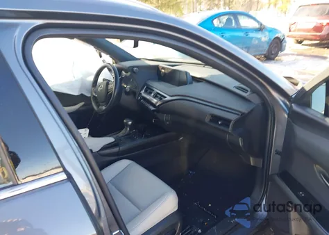 2021 Lexus Ux 250H z USA, uszkodzony, nr VIN JTHP9JBH7M2042137